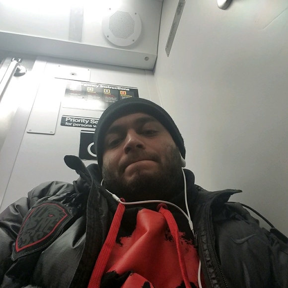 Meet your Posher, Joshua - Picture 1 of 1